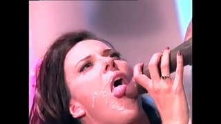 Black kingi, ana āheinga e fucking tenei fiekaia busty babe