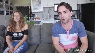 Murdar Teen Curvă Moka Mora Ia Pe Doi Cocoși În Același Timp