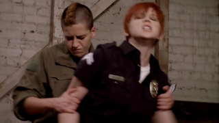 Policajac lezbijskog HDSEX