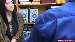 ���หมือนและน่ารักหน้าวัยรุ่น pornstar เรียก Amillia Onyx จะลงโทษเองโดยรักษาความปลอดภัยนายกับบิ๊กดิ๊ก