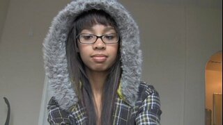 Aranyos ázsiai tini footjob