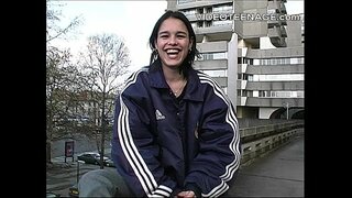 Sexy Brünette teen casting