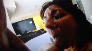 Cougar slut kuthatha a enkulu ukufaka ngomhla wakhe ubuso!