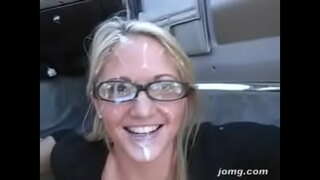 Wiosna Thomas Z Brudnymi Twarz W Okularach