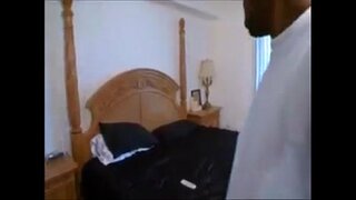 Step-soror domum venit,