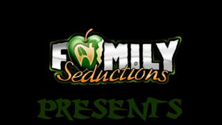 ���ັ້ນບ້ານ fucking ລູກຊາຍຂອງນາງ