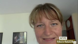 Ээж нь авдаг fucked