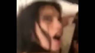 ���้องชายมีเซ็กส์กับน้องสาวของเขาตอนที่แม่ไม่ได้อยู่ในบ้าน