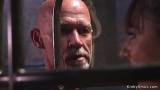 Эҫе брюнетка в горле иҫке трахать рабыня тәрән оҫтаһы, әлегә ул буласаҡ бондаж трахать веревочный киска